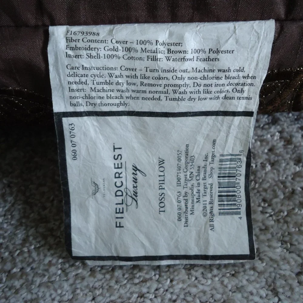 Fieldcrest Throw Pillows Feathers Bundle of 2